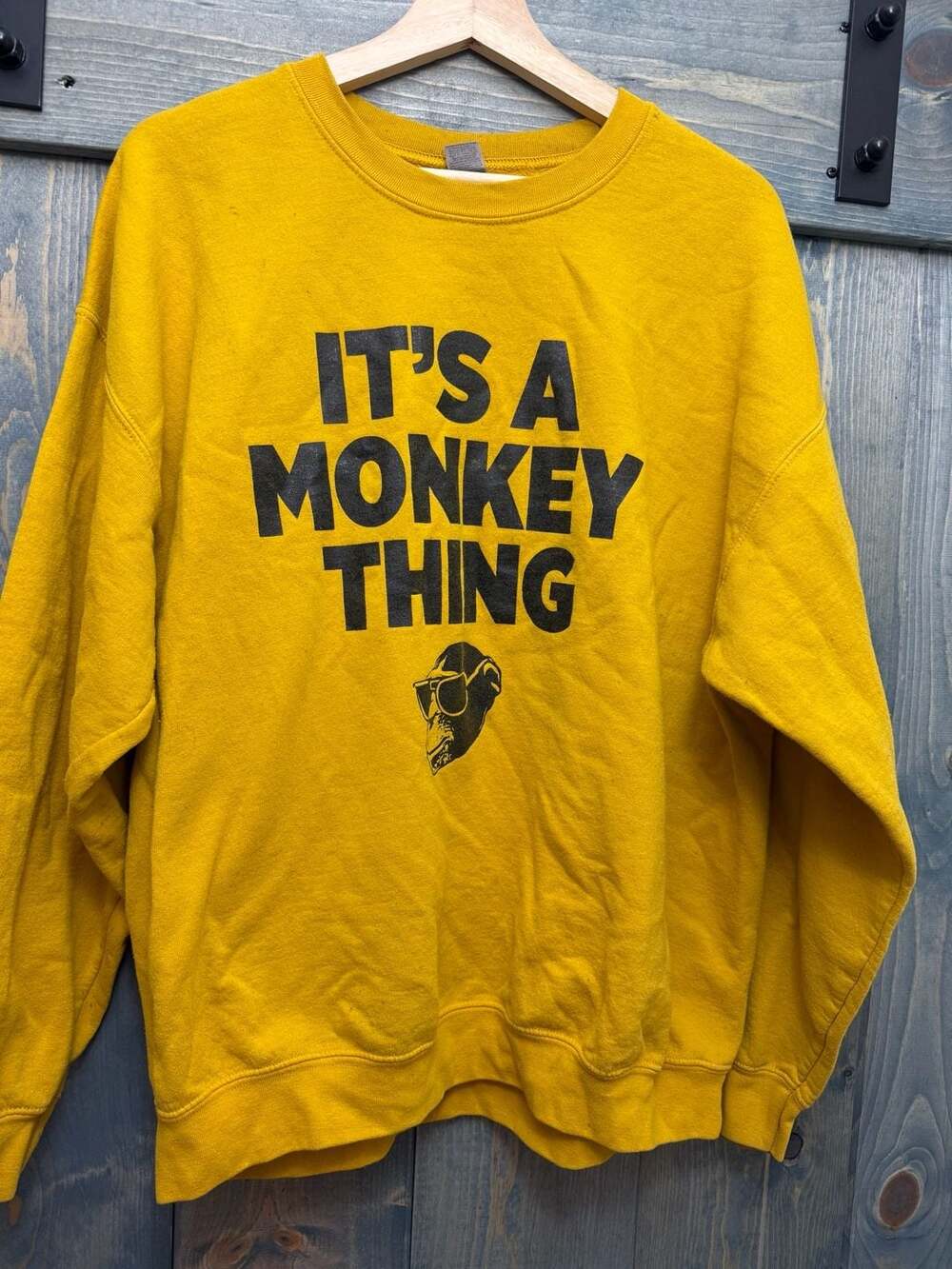 Bad Monkey OCMDSweatshirt XL Gold It's A Monkey Thing Graphic